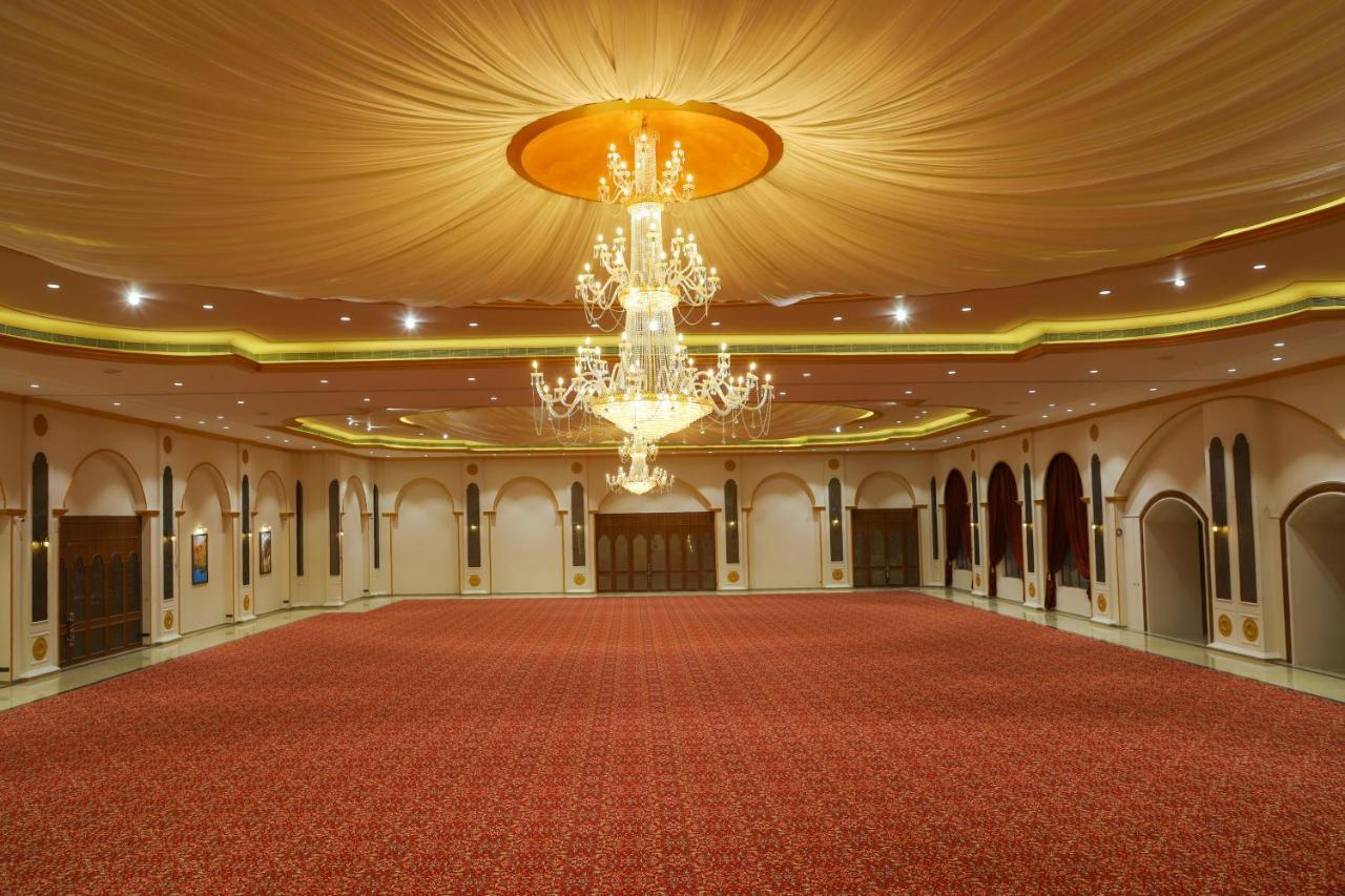 Ratna Vilas Palace Rajkot Exterior photo